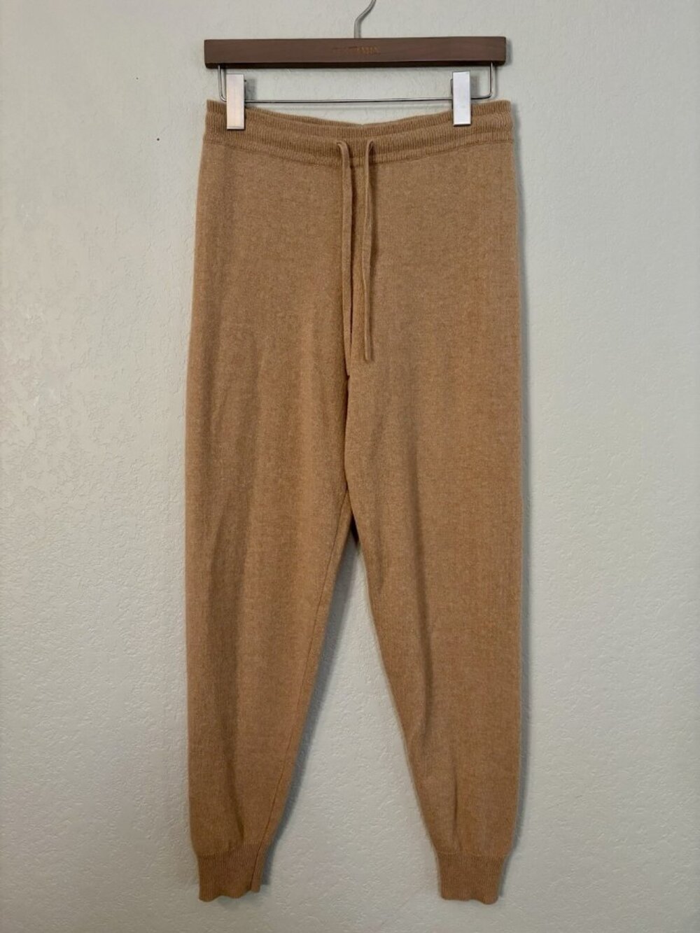 Saks Fifth Avenue Women’s Cashmere Knit Lounge Pants Drawstring Tan Joggers Sz S